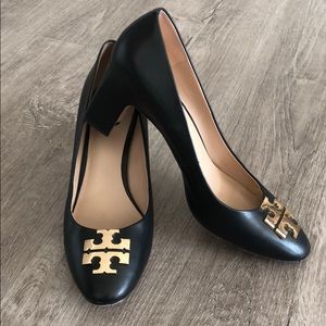 Tory Burch Black Leather Pump